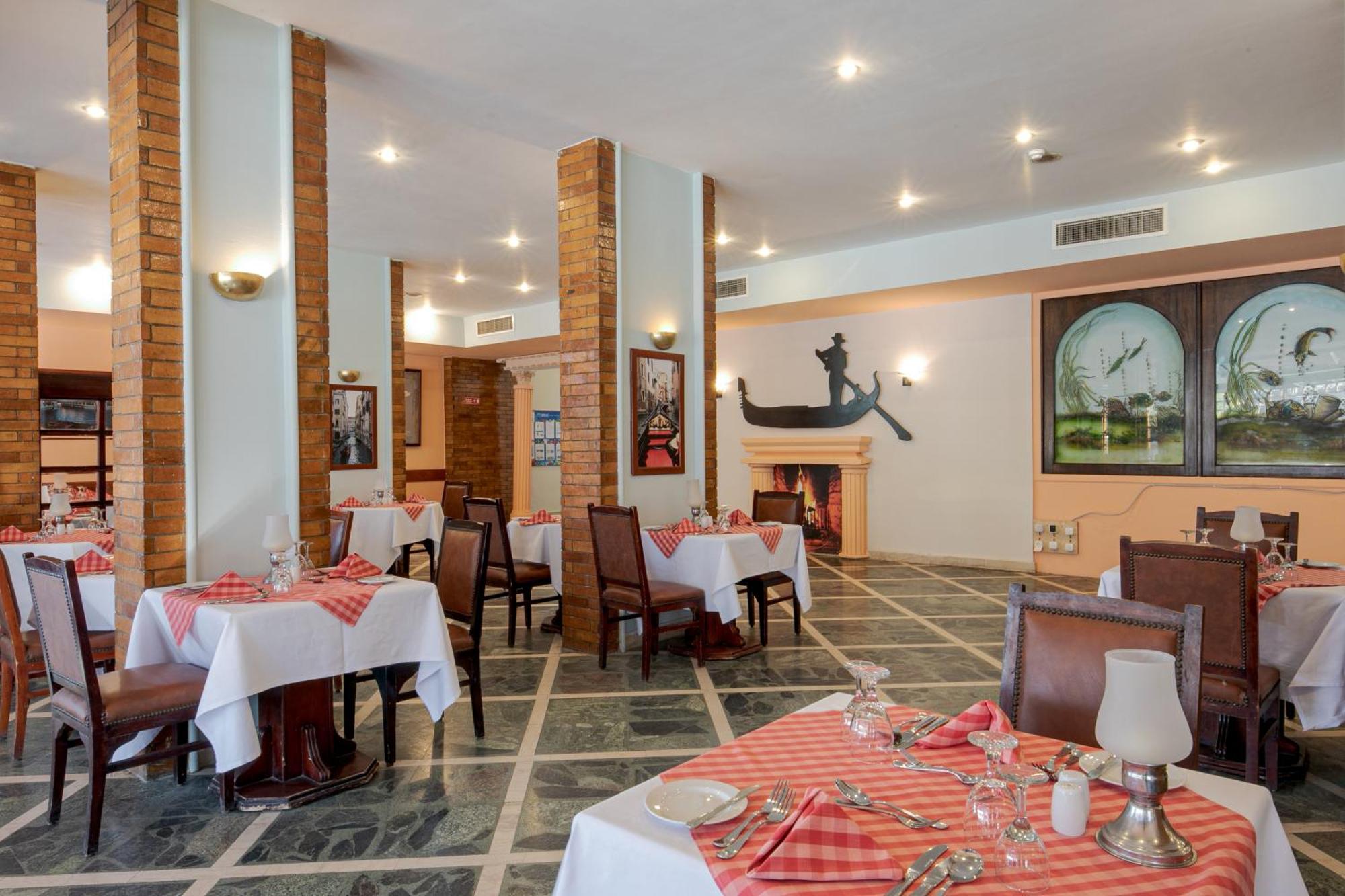 Marlin Inn Azur Resort Hurghada Exterior photo